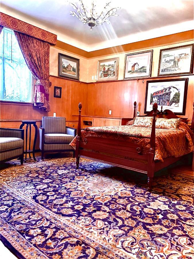 Monroe House Executive Guest Suites St. John's Dış mekan fotoğraf