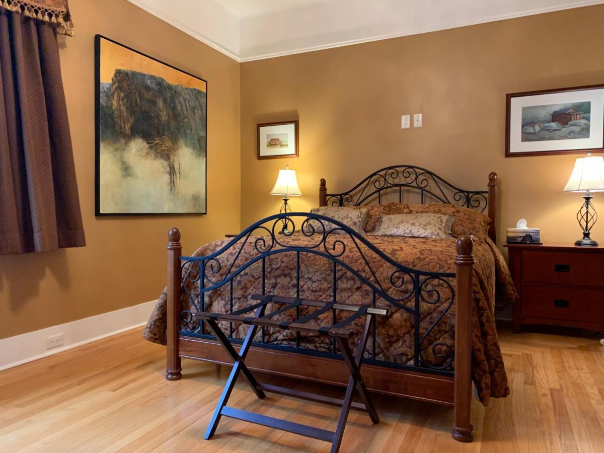 Monroe House Executive Guest Suites St. John's Dış mekan fotoğraf