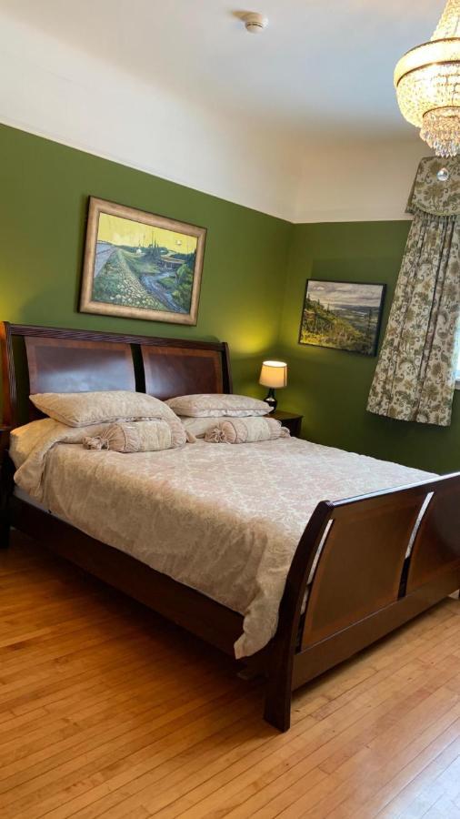 Monroe House Executive Guest Suites St. John's Dış mekan fotoğraf
