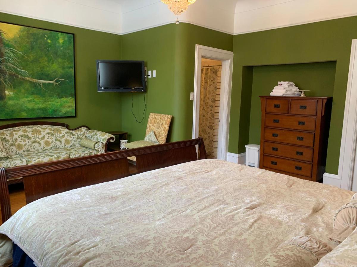 Monroe House Executive Guest Suites St. John's Dış mekan fotoğraf