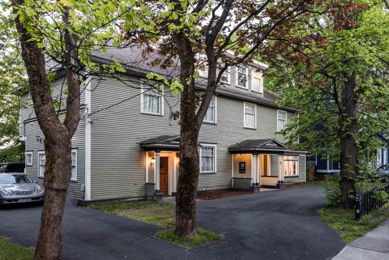 Monroe House Executive Guest Suites St. John's Dış mekan fotoğraf